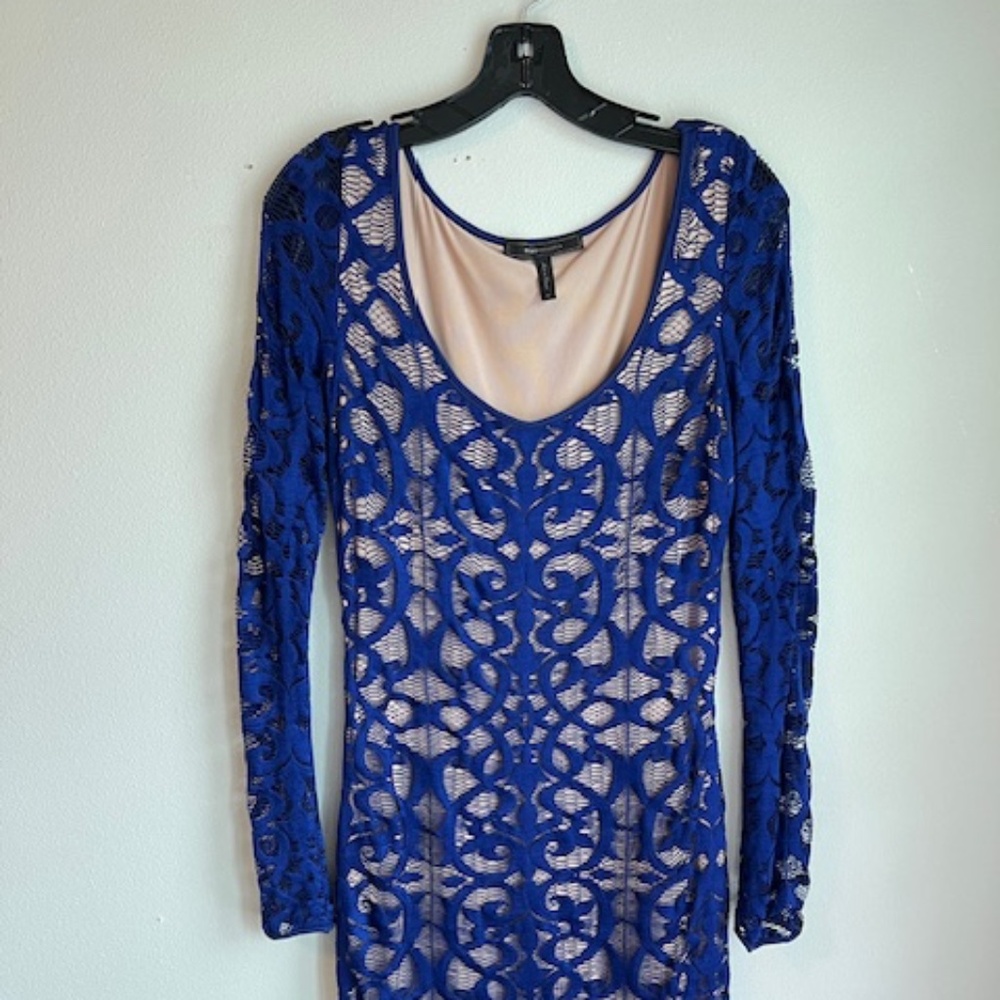 BCBGMAXAZRIA Crochet Midi dress